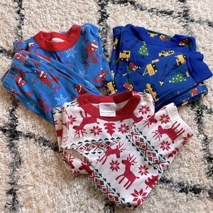 Hanna Andersson holiday pajama bundle long sleeve and pants. 3T